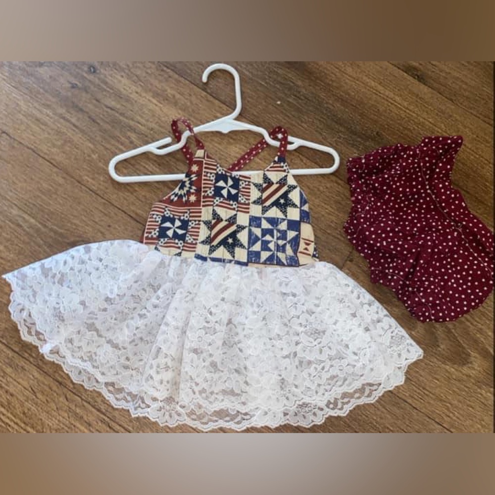 The sweetest dress with diaper cover. Darlin Daughter Co. brand. 12-18m